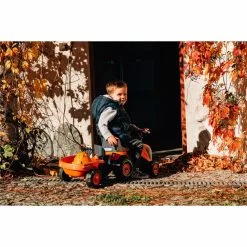 FALK Baby Kubota Ride-on Traktor Med Trailer, Rive Og Skovl -Legepladser Netbutik falk baby kubota ride on traktor med trailer rive og skovl 10